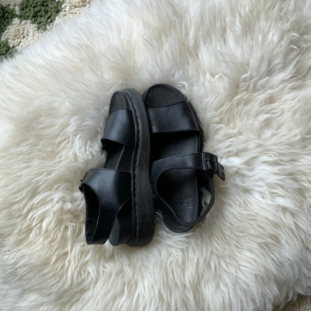 platform sandal